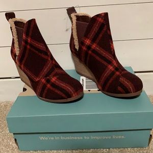 Toms Wedges